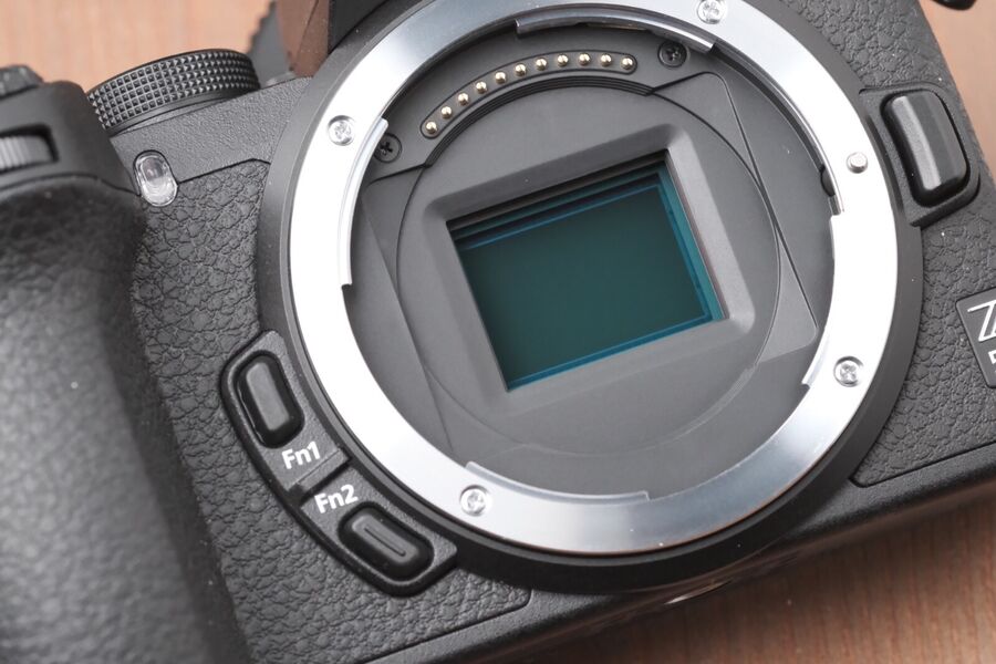 Nikon Z50 20.9Mp Mirrorless Digital 4K Camera W/128Gb Sd And Bag ~105 Clicks! - Image 4