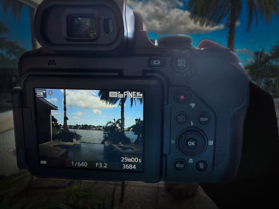 Nikon Coolpix P1000 16Mp 125X Optical Zoom 24-3000Mm F/2.8 - Image 5