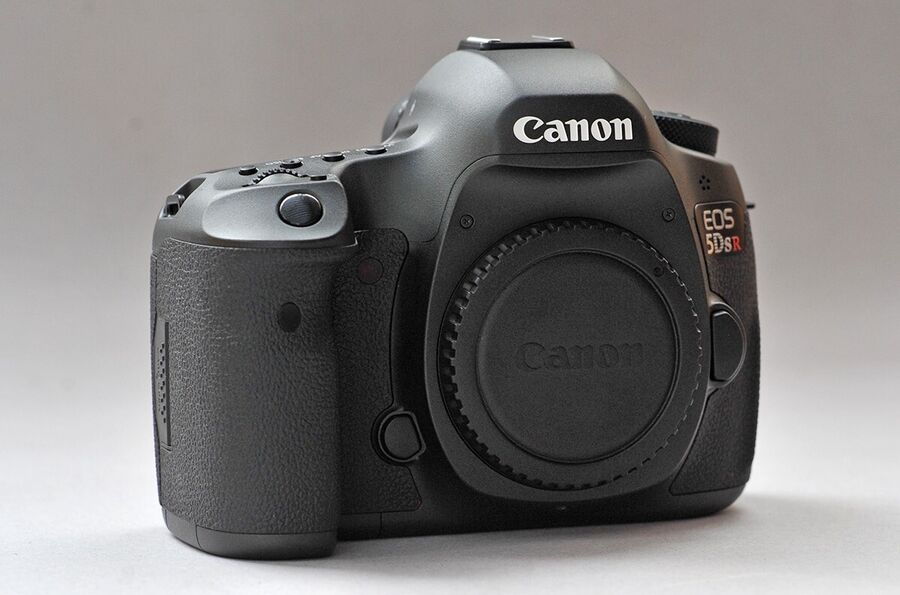 Canon Eos 5Dsr 50.6Mp Digital Slr Camera Body - Image 3