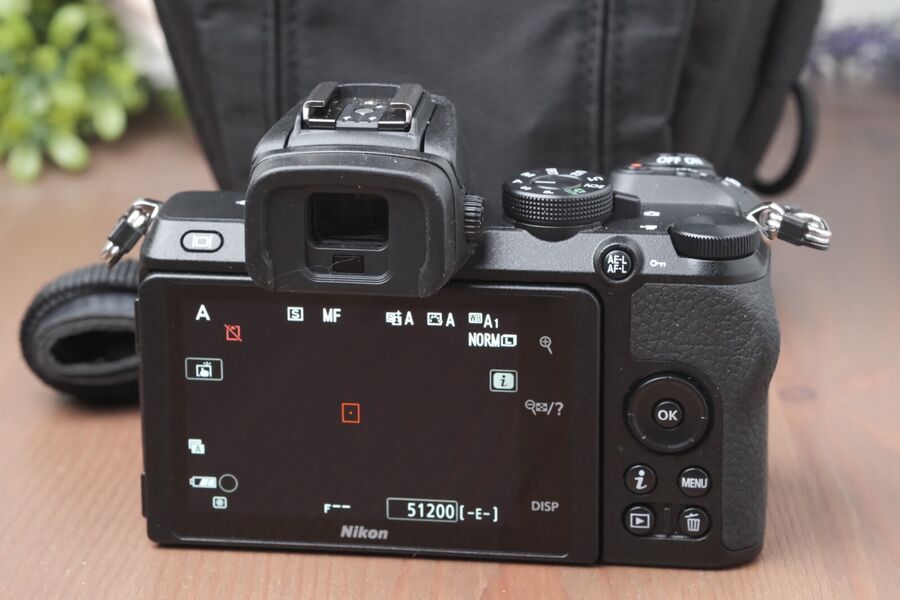 Nikon Z50 20.9Mp Mirrorless Digital 4K Camera W/128Gb Sd And Bag ~105 Clicks! - Image 6