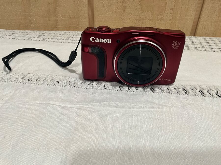 Near Mint Canon Powershot Sx710Hs Wi-Fi Camera 20.3Mp 30X Optical Zoom Red - Image 2