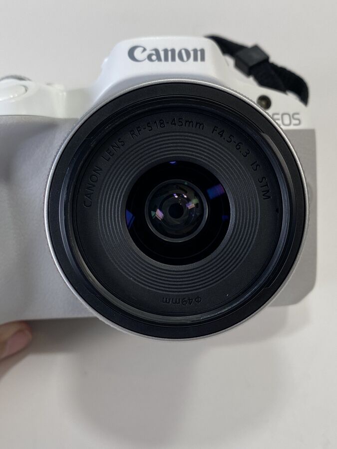 White Canon Eos R50 4K Video Mirrorless Camera With Rf-S 18-45Mm F/4.5-6.3 - Image 5