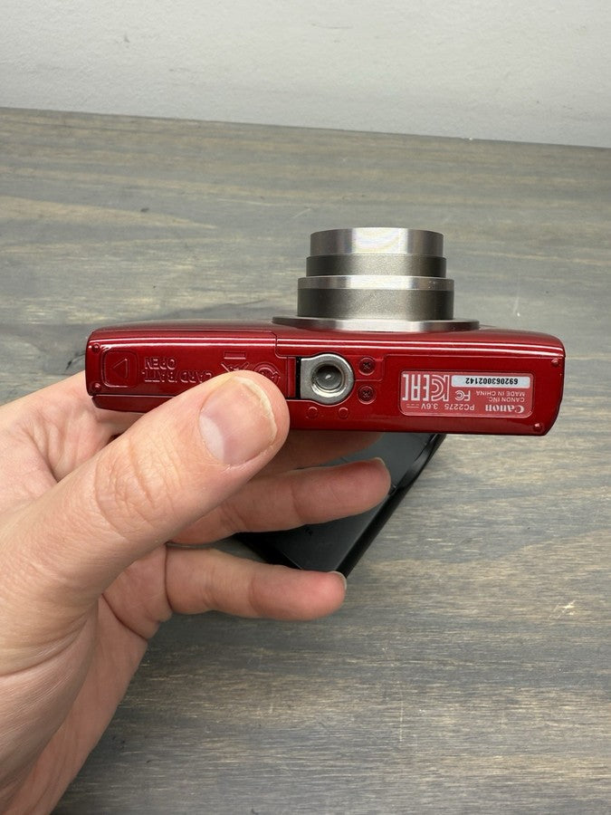 Canon Powershot Elph 180 20Mp Digital Camera 8X Zoom Red With Accessories - Image 7