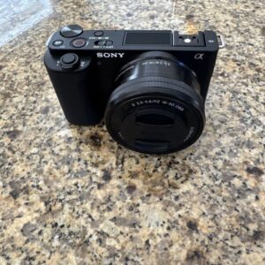Sony Zv-E10 Mirrorless Camera With 16-50Mm Lens (Black)