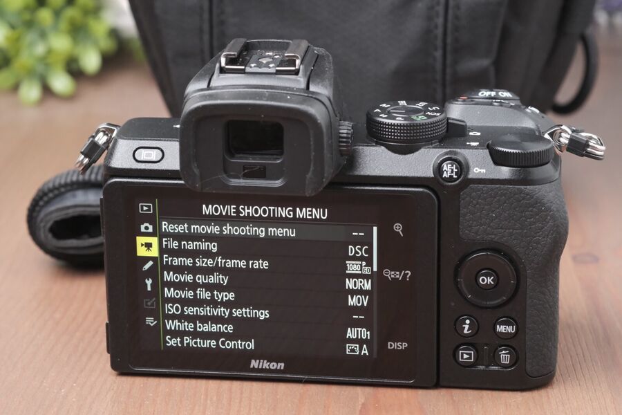 Nikon Z50 20.9Mp Mirrorless Digital 4K Camera W/128Gb Sd And Bag ~105 Clicks! - Image 7