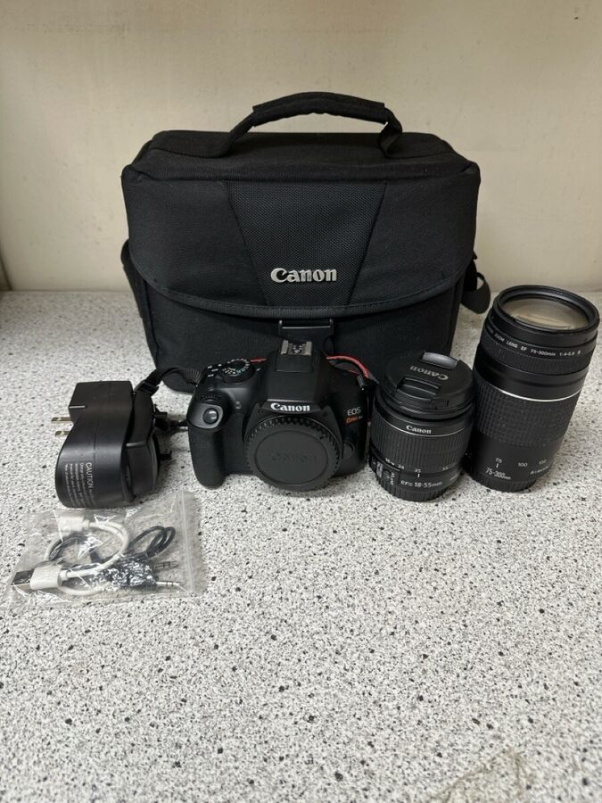Canon Eos Rebel T6 Camera & 18-55Mm Lens & 75-300 Lens + Bag (E14001913)