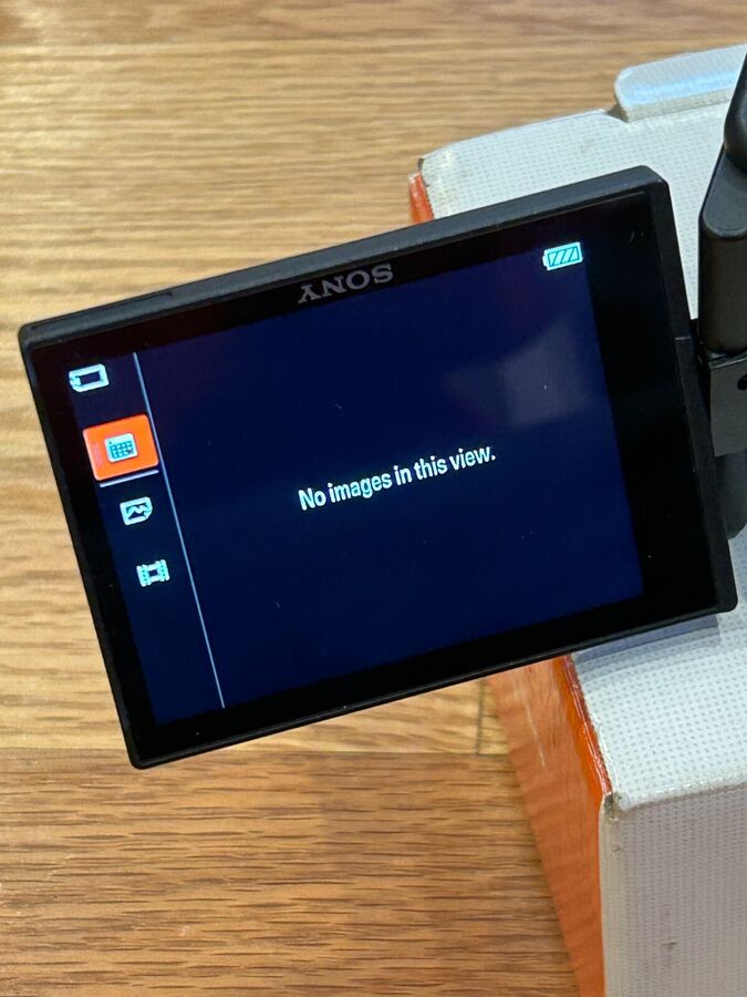 Sony Zv-1F Digital Vlog Camera Wide Angle Swivel-Screen W Memory Card - Image 5